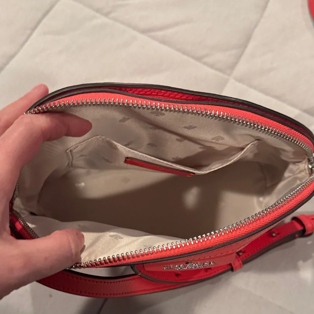 Kate Spade Crossbody Bag - Picture 8 of 10